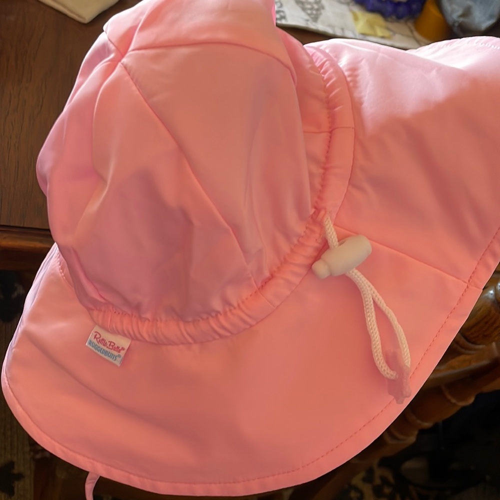 RuffleButts beach hat 0-6 months